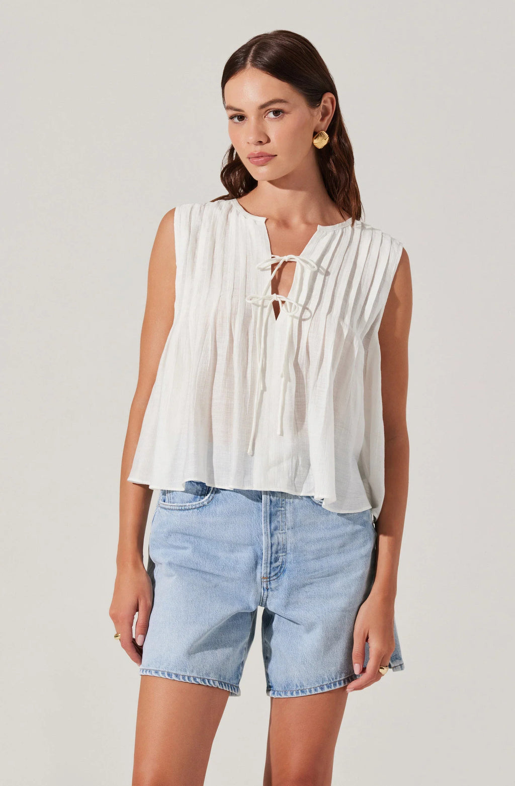 Lavanna Pleated Tie-Front Top