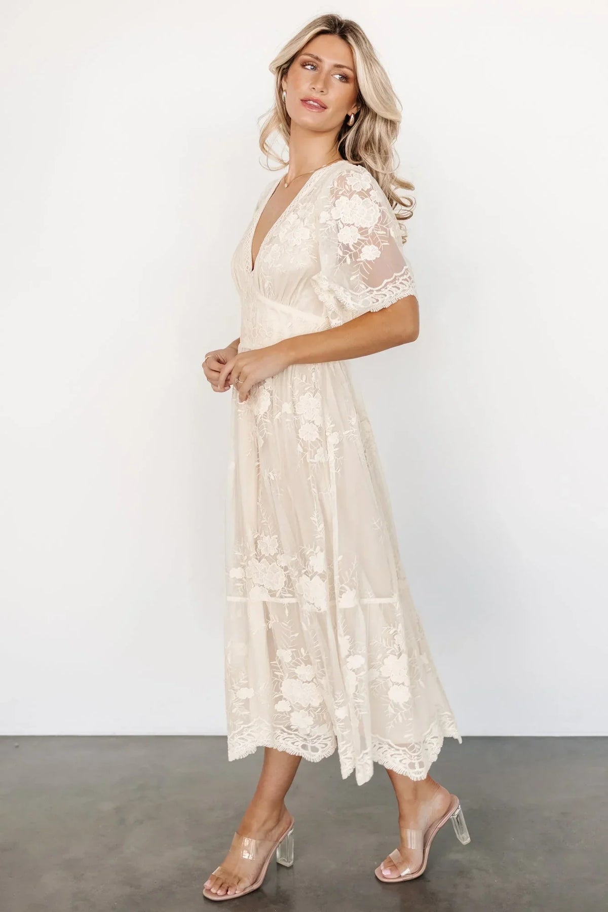 Clarisa Lace Midi Dress | Vintage Cream